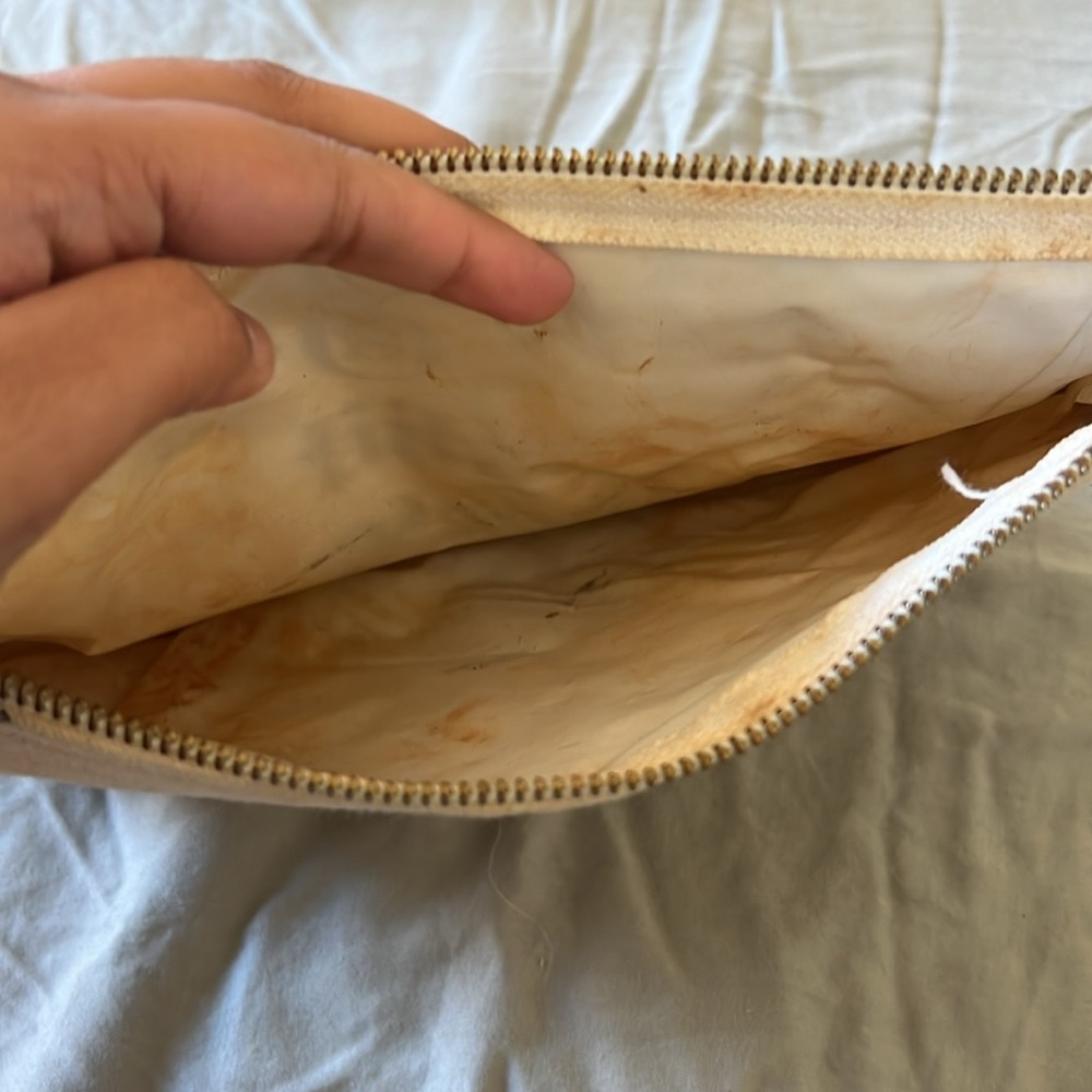 Used Makeup Pouch π - Picture 3 of 3